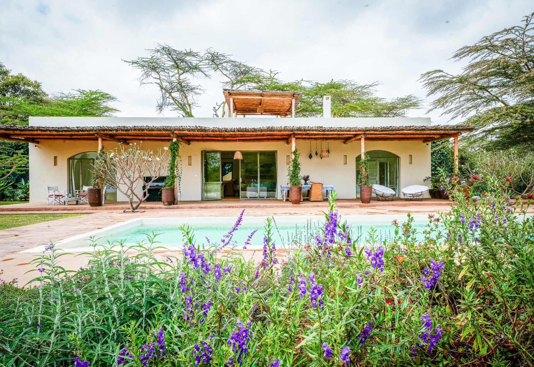 A private poolside retreat